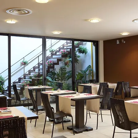 Otel San Giovanni 3*