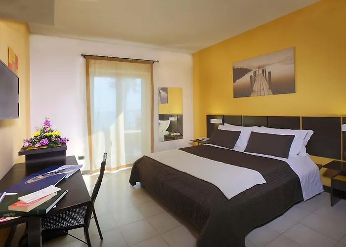 San Giovanni جيارديني ناكسوس