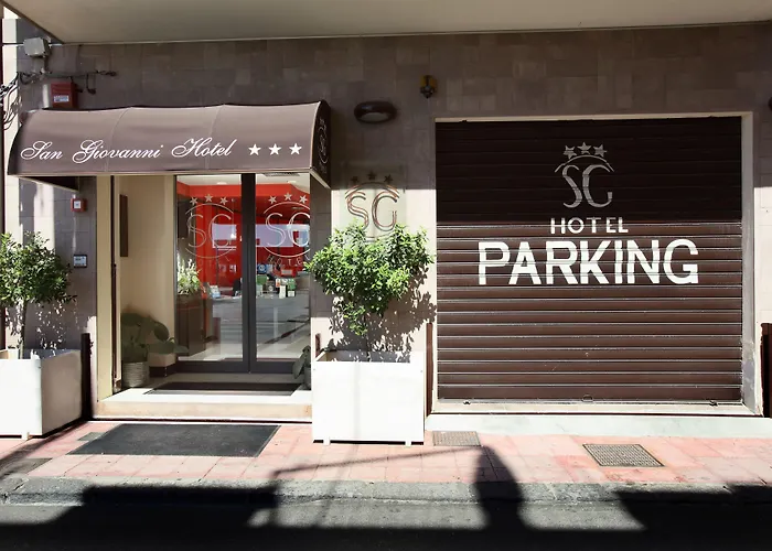 San Giovanni فندق
