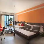 San Giovanni فندق جيارديني ناكسوس