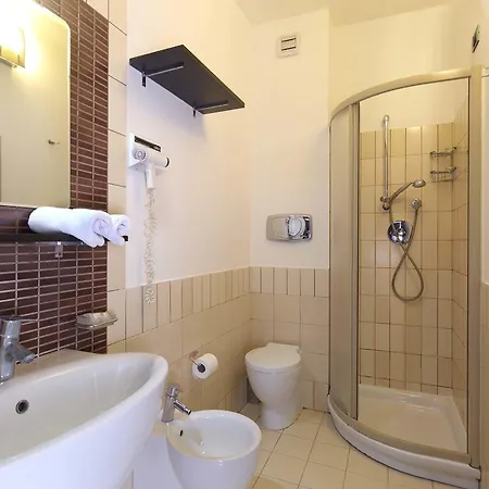 San Giovanni 3*